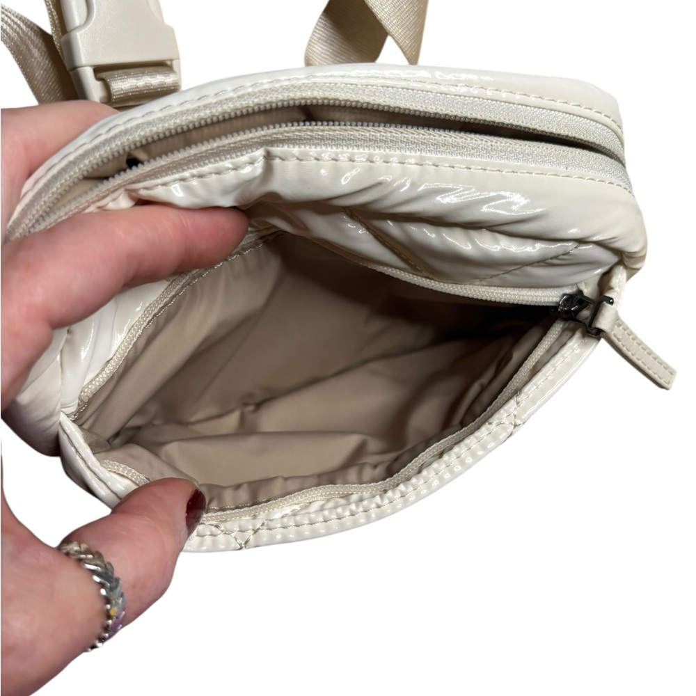 Athleta Quilted Belt Bag Cream Ivory Adjustable Strap Power of She - Picture 7 of 8